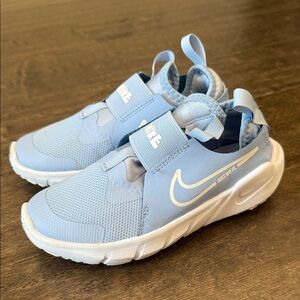 Nike Kids Blue Slip-On Sneakers toddler size 13 flex runner2